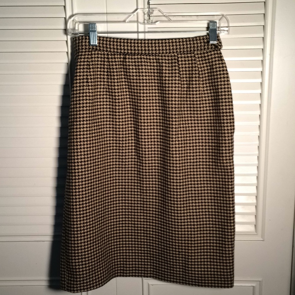 Skirt 8, Valentino wool houndstooth straight skirt